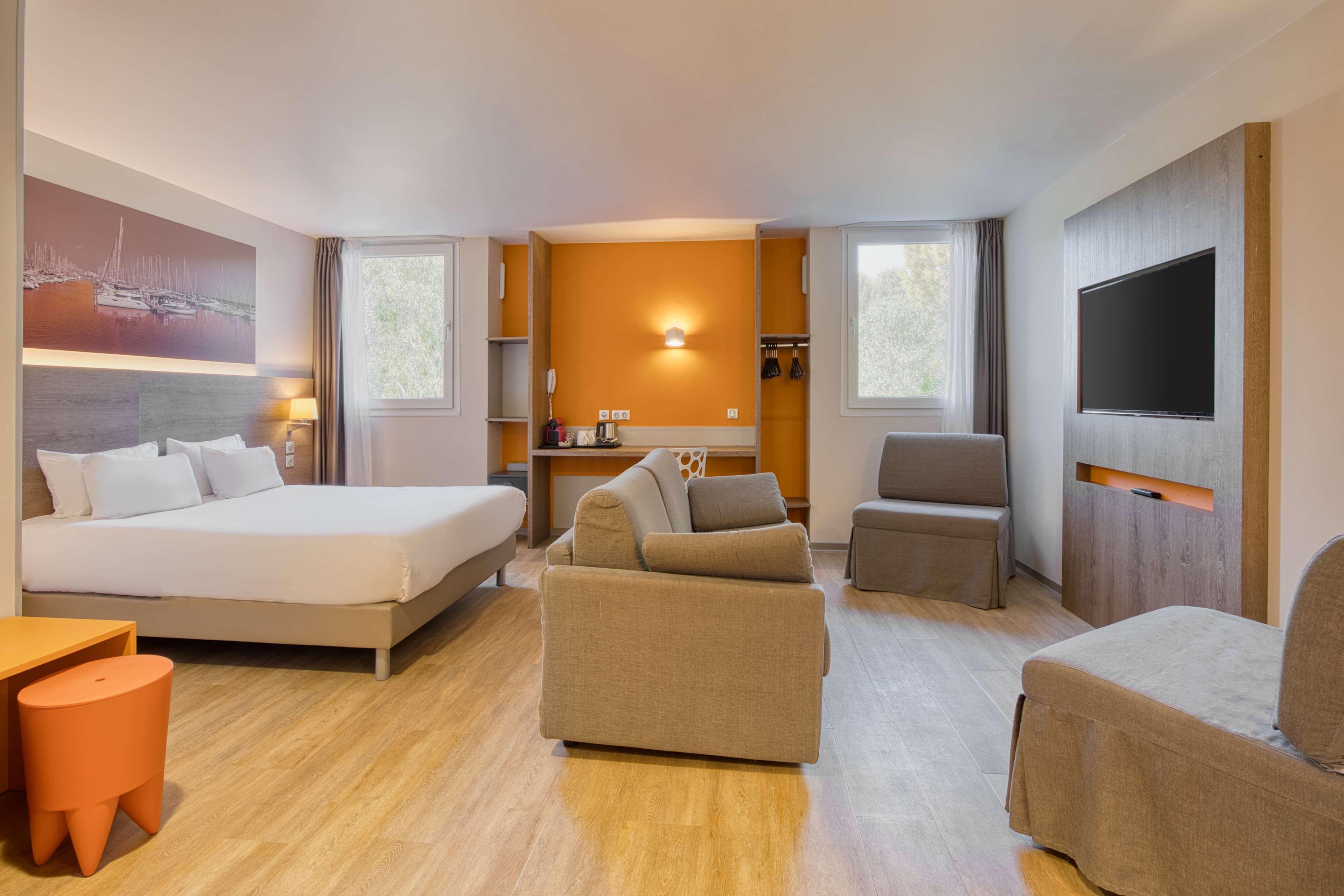 Best Western Hotelio Montpellier Sud Exterior photo